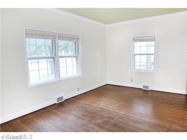 701 Oakview Road, Unit A High Point, NC 27265 - Photo 9 of 16 2nd Bedroom.