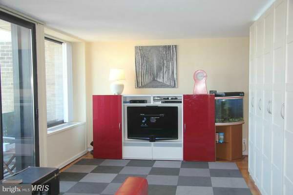 430 M Street Southwest, Unit N810 Washington, DC 20024 - Photo 6 of 18 a view of a bedroom with furniture