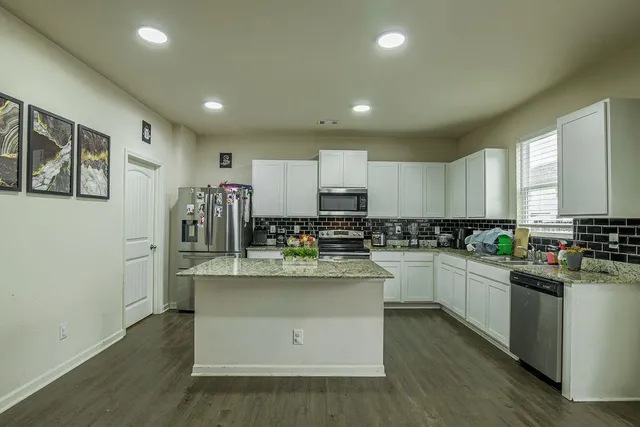 $375,000 | 440 Starbuck Parkway, Pendergrass, GA 30567