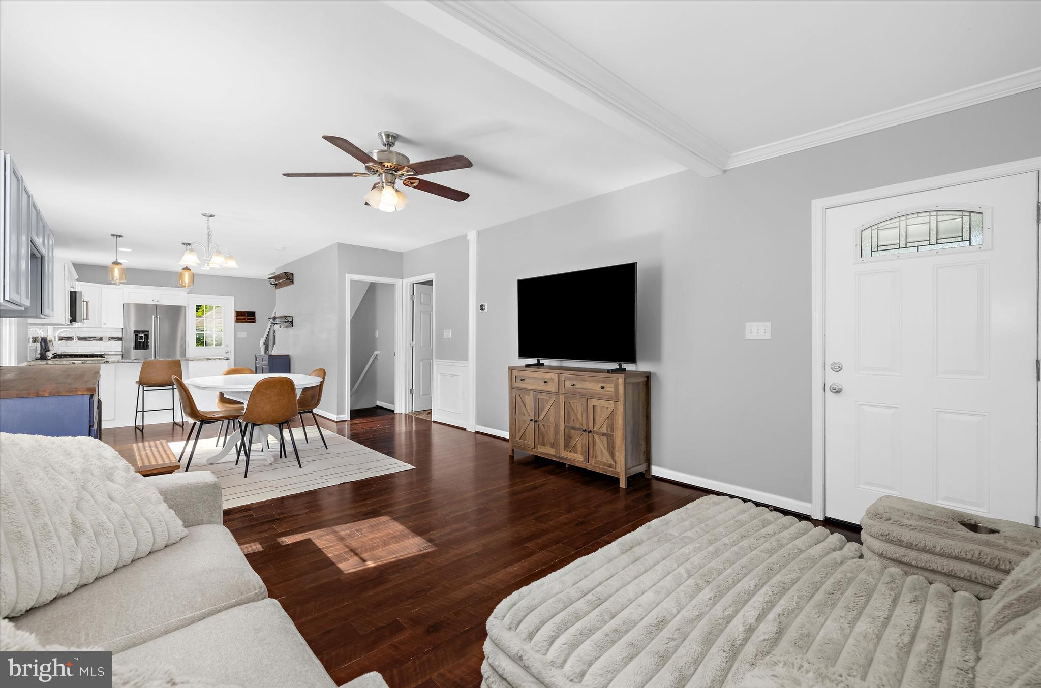 405 West Maple Road Linthicum Heights, MD 21090 - Photo 9 of 67