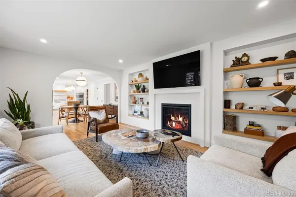 $1,295,000 | 5835 East Kettle Place, Centennial, CO 80112