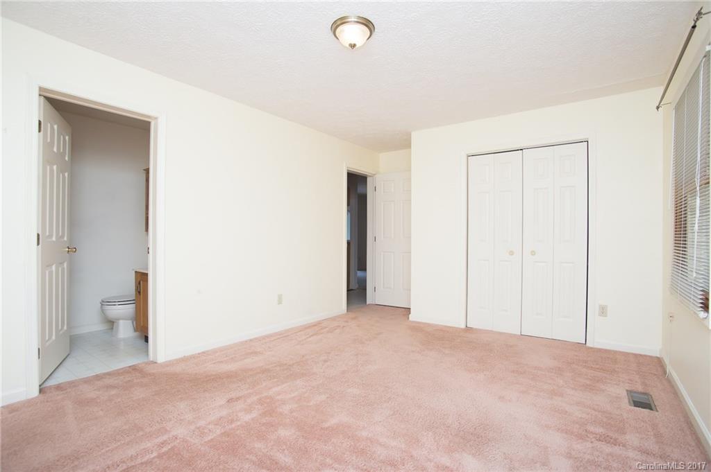 715 Hidden View Loop Marion, NC 28752 - Photo 11 of 22 Gallery Image 11