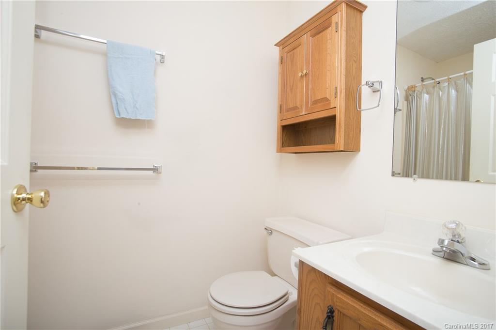 715 Hidden View Loop Marion, NC 28752 - Photo 12 of 22 Gallery Image 12