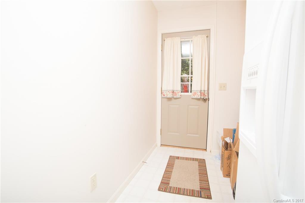 715 Hidden View Loop Marion, NC 28752 - Photo 14 of 22 Gallery Image 14