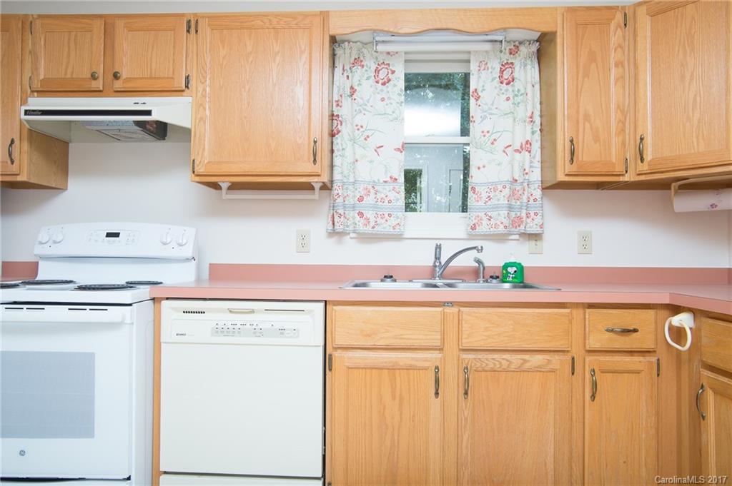 715 Hidden View Loop Marion, NC 28752 - Photo 16 of 22 Gallery Image 16