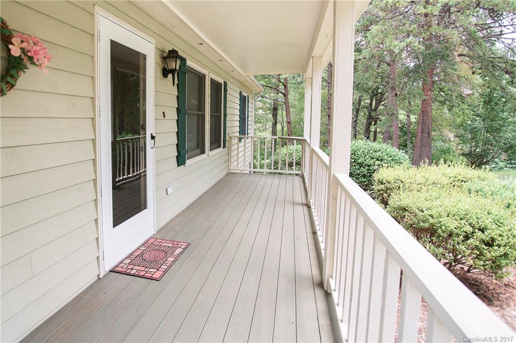 715 Hidden View Loop Marion, NC 28752 - Photo 3 of 22 Gallery Image 3