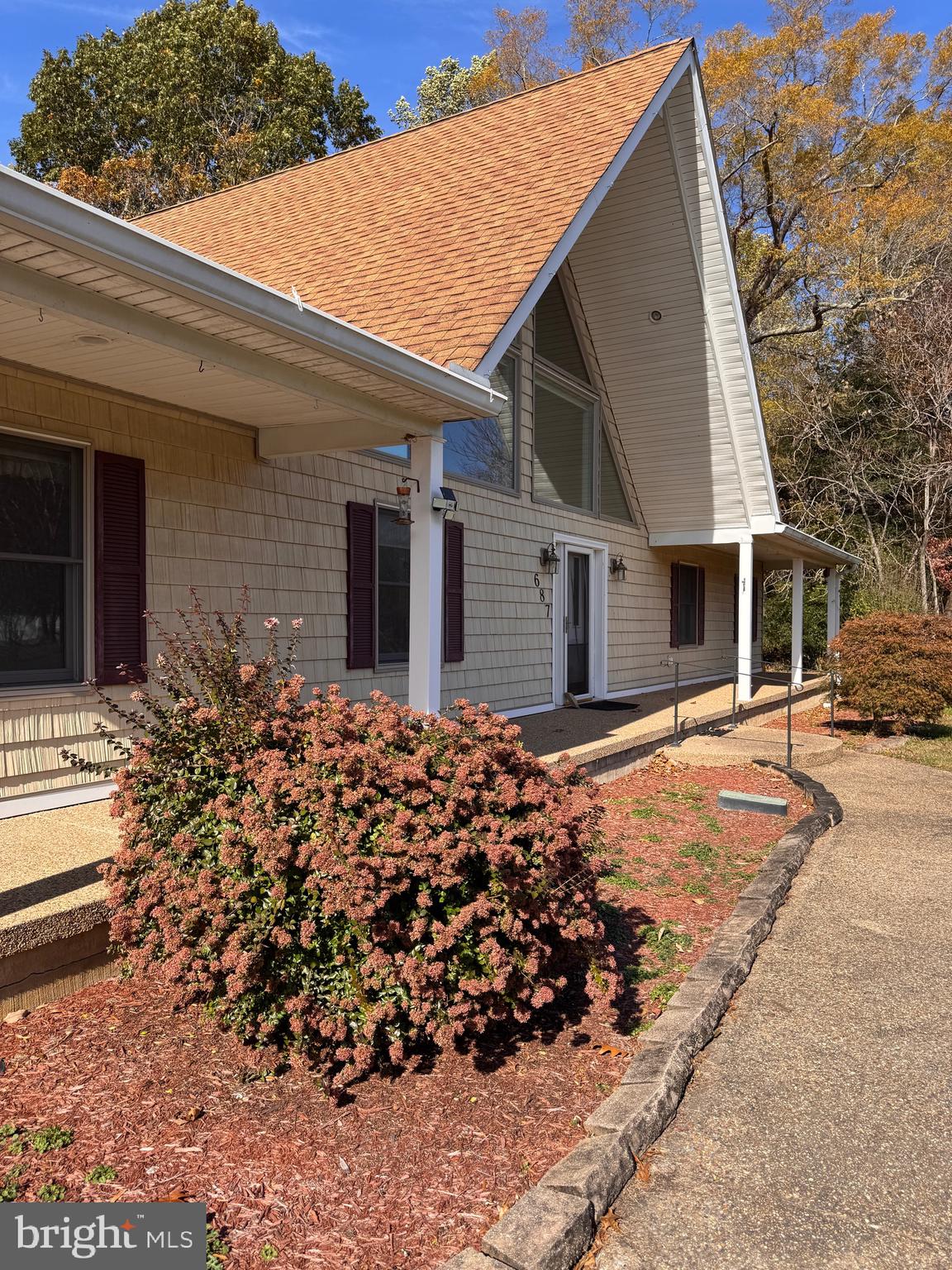 687 Prospect Hill Road Montross, VA 22520 - Photo 4 of 73