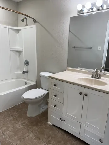 $1,500 | 13029 Nyack Drive, Houston, TX 77089