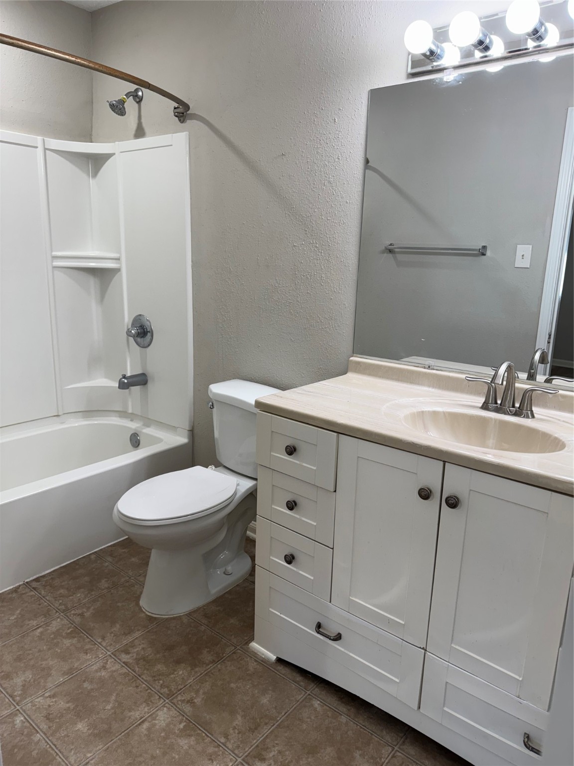 13029 Nyack Drive Houston, TX 77089 - Photo 3 of 4