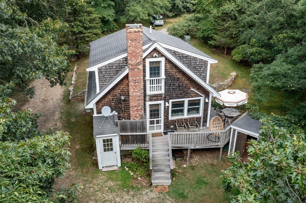 11 Hammett Lane Chilmark, MA 02535 - Photo 18 of 20