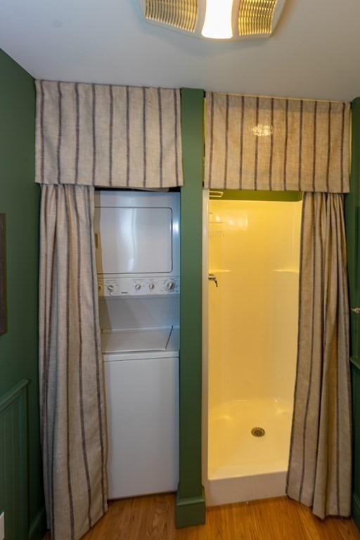 11 Hammett Lane Chilmark, MA 02535 - Photo 9 of 20