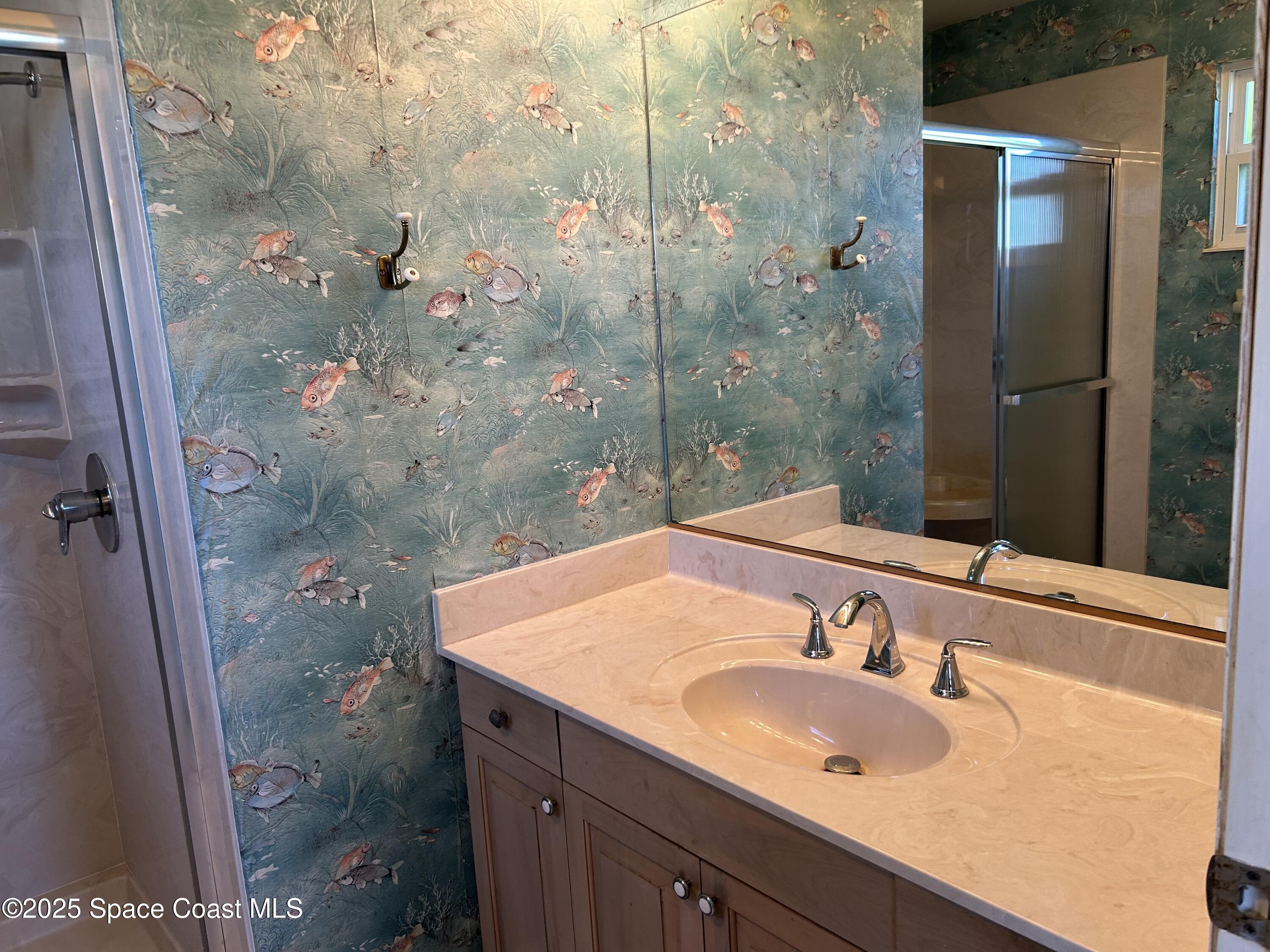 100 South Wimbrow Drive, Unit 15 Sebastian, FL 32958 - Photo 17 of 23 Jan master bath1