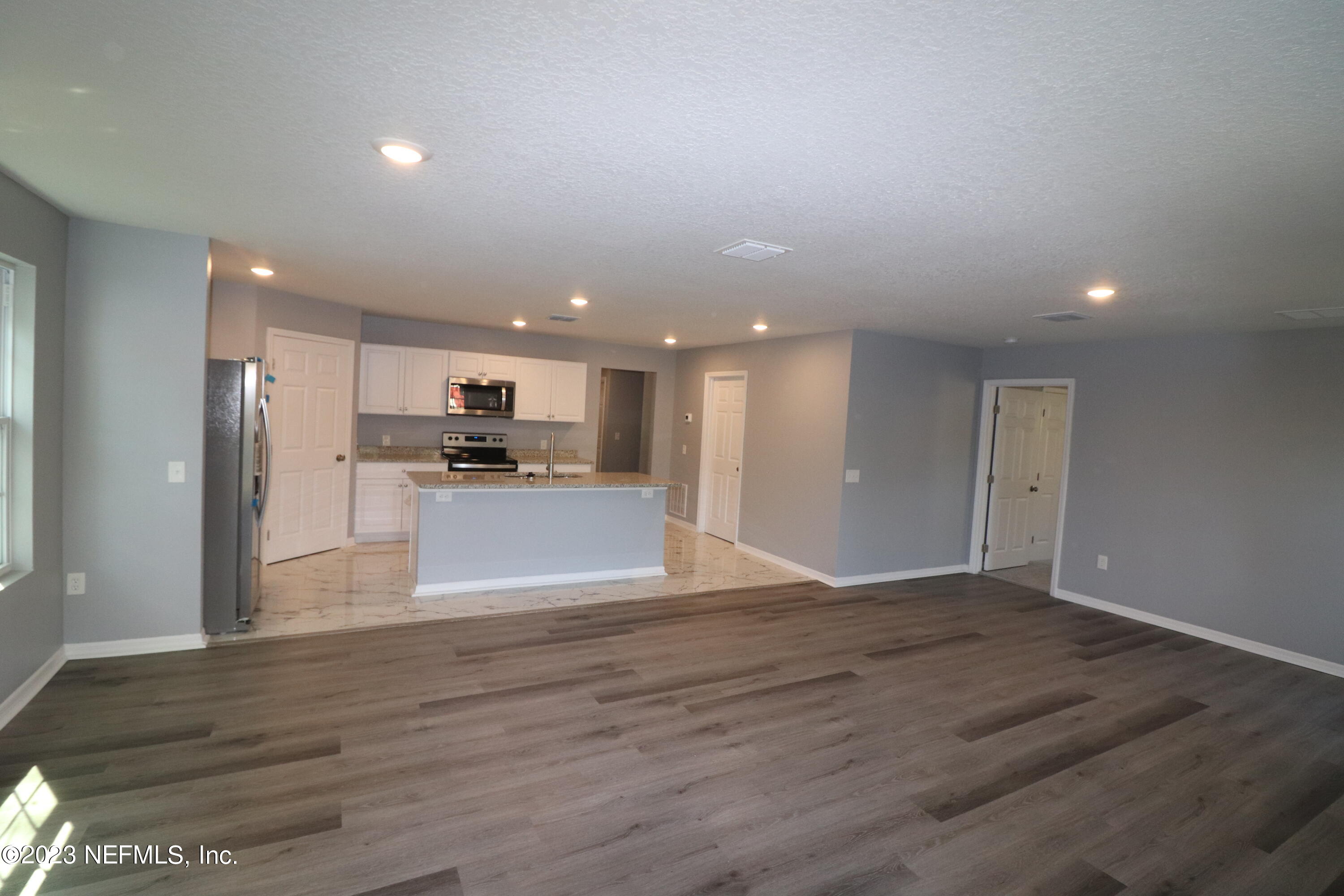 2901 Tinsley Road Jacksonville, FL 32218 - Photo 8 of 22 IMG_0806