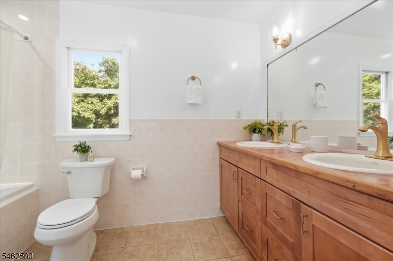 77 Meadowbrook Road Short Hills, NJ 07078 - Photo 22 of 40 Gallery Image 22