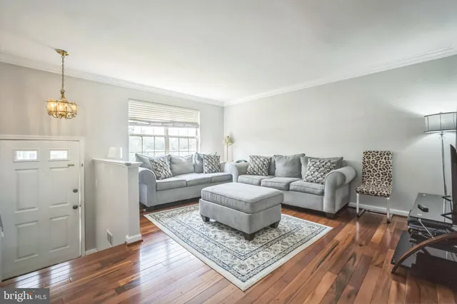 $2,600 | 15198 Wentwood Lane, Woodbridge, VA 22191