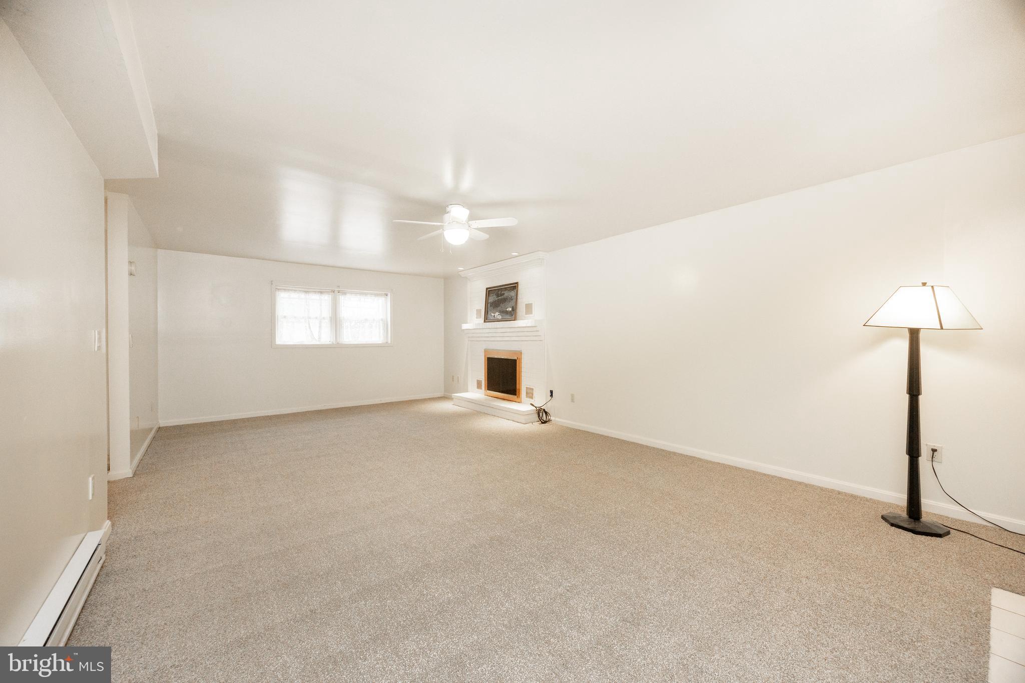 414 Reedville Road Oxford, PA 19363 - Photo 44 of 62 Large Family Room