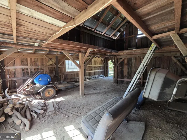 $695,000 | 1994 Camp Creek Road, Lakemont, GA 30552