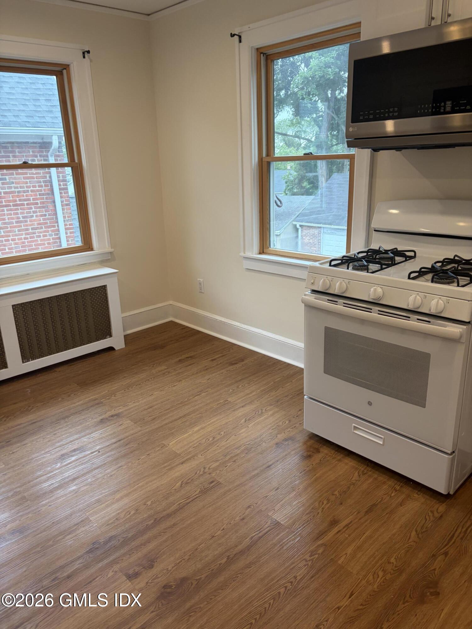 23 Locust Street, Unit 2 Greenwich, CT 06830 - Photo 3 of 7 IMG_1610