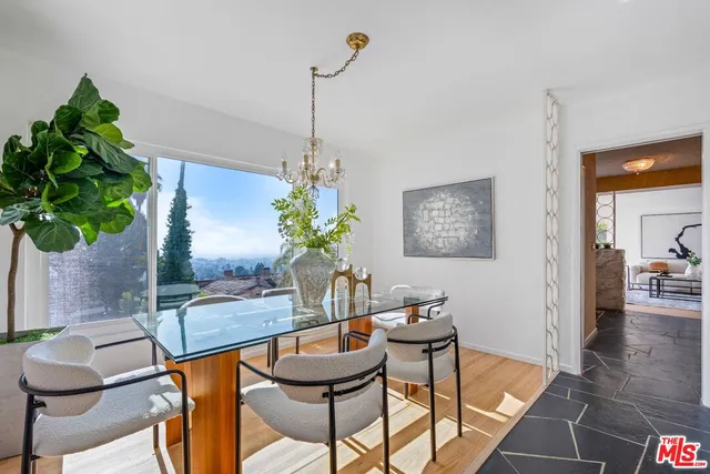 $2,595,000 | 4799 Bonvue Avenue, Los Angeles, CA 90027