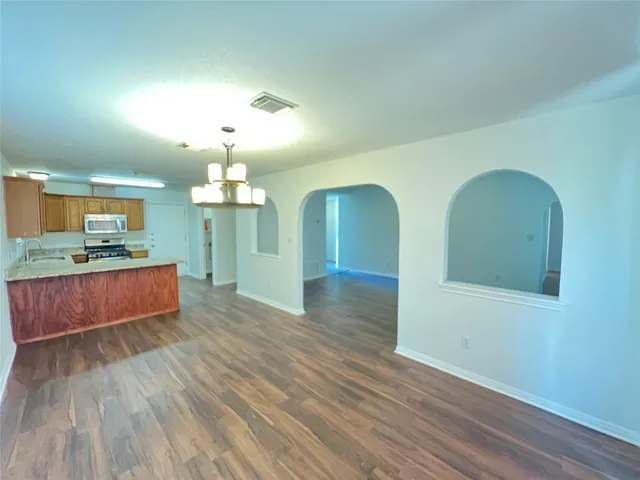 $1,625 | 107 Hague Street, Hutto, TX 78634