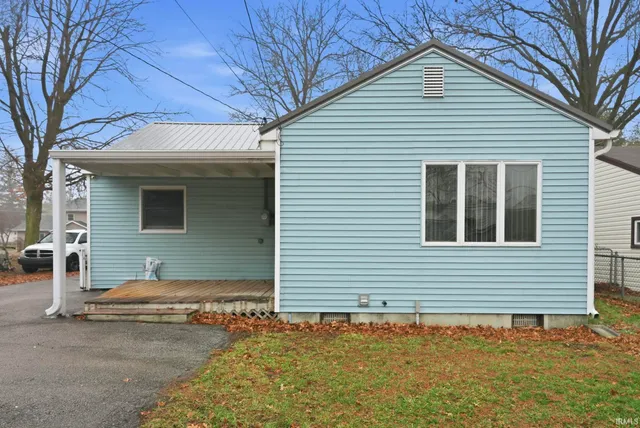 $169,900 | 2714 Stanford Avenue, Fort Wayne, IN 46808