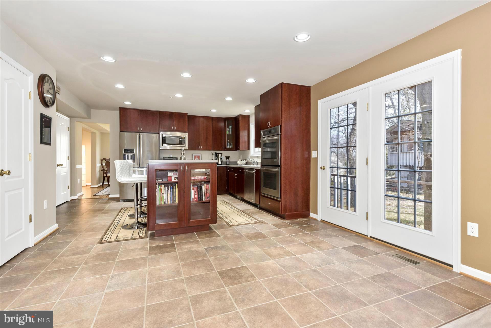 7117 Saddle Road New Market, MD 21774 - Photo 12 of 30 Kitchen