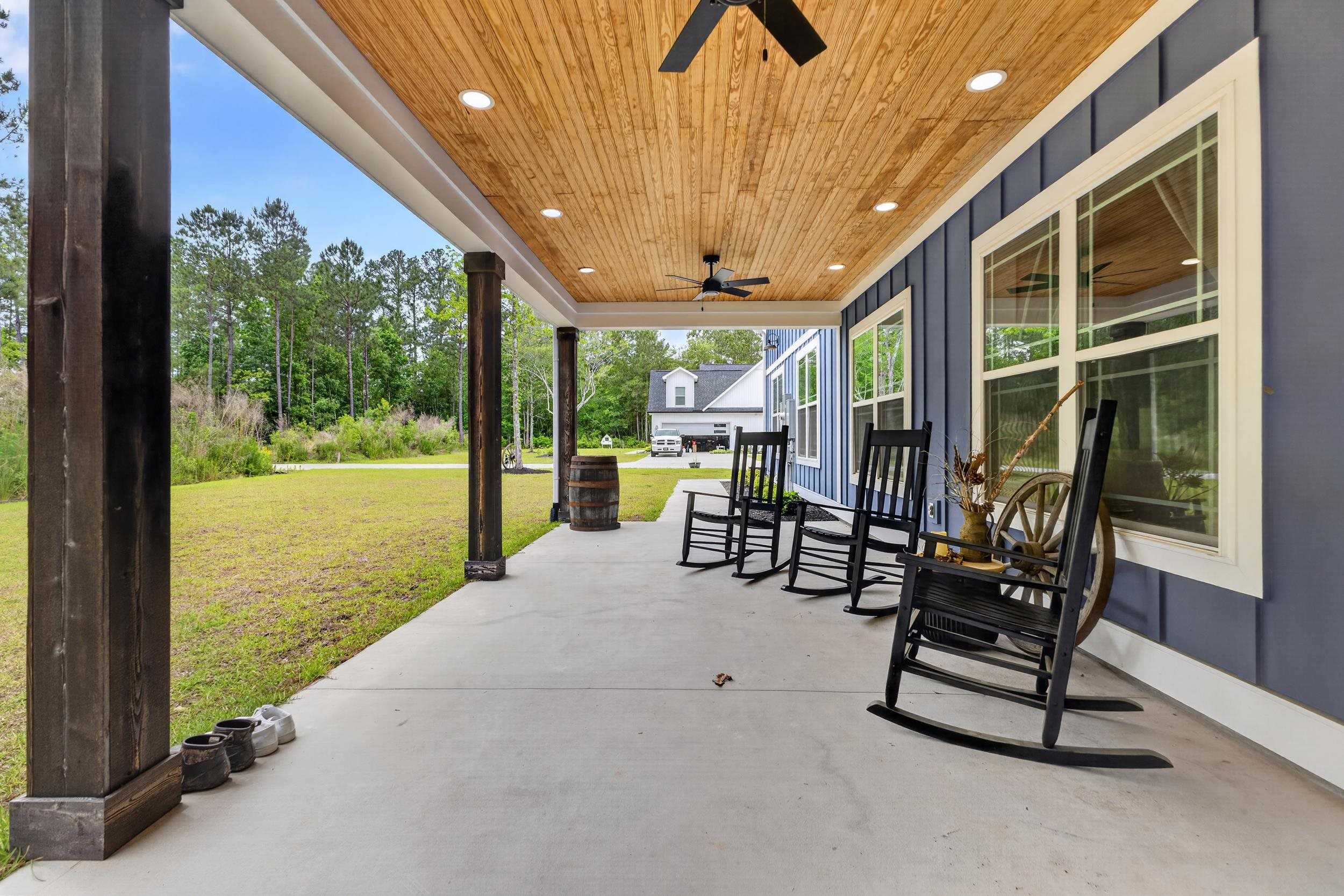 1945 Emery Road Loris, SC 29569 - Photo 5 of 87