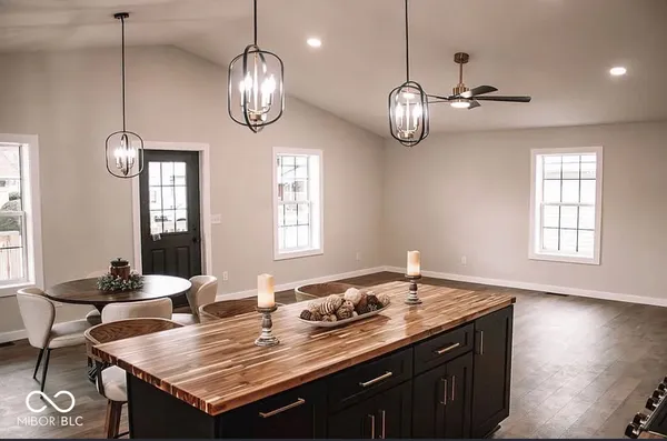 $254,900 | 424 West 1st Street, Rushville, IN 46173