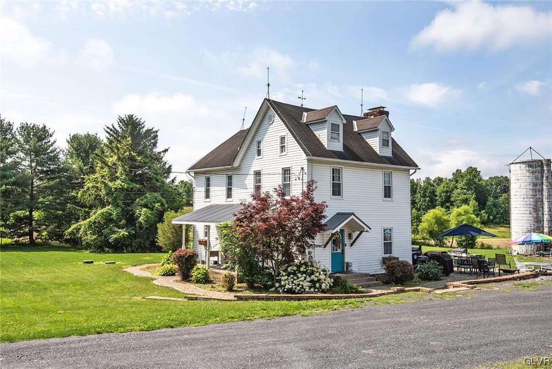 300 Fox Gap Road Bangor, PA 18013 - Photo 5 of 49 Gallery Image 5