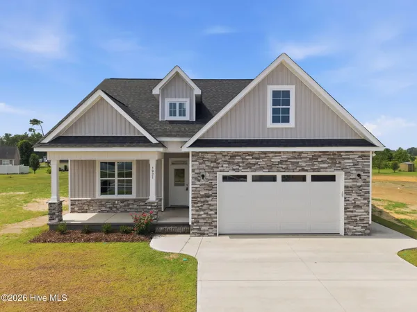 $409,900 | 1921 Kimball Drive, Greenville, NC 27834