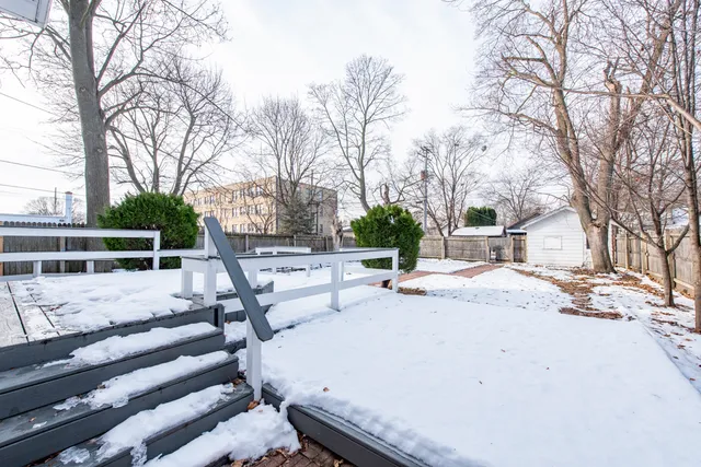 $259,000 | 1318 North Jackson Street, Waukegan, IL 60085