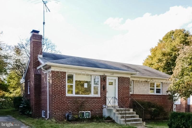 1305 Dilston Road Silver Spring, MD 20903 - Photo 2 of 25 Exterior (Front)