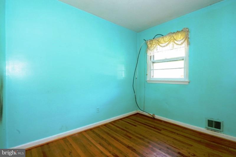 1305 Dilston Road Silver Spring, MD 20903 - Photo 11 of 25 Interior (General)