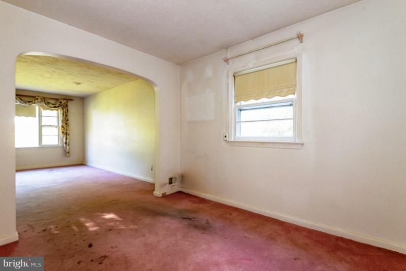 1305 Dilston Road Silver Spring, MD 20903 - Photo 5 of 25 Interior (General)