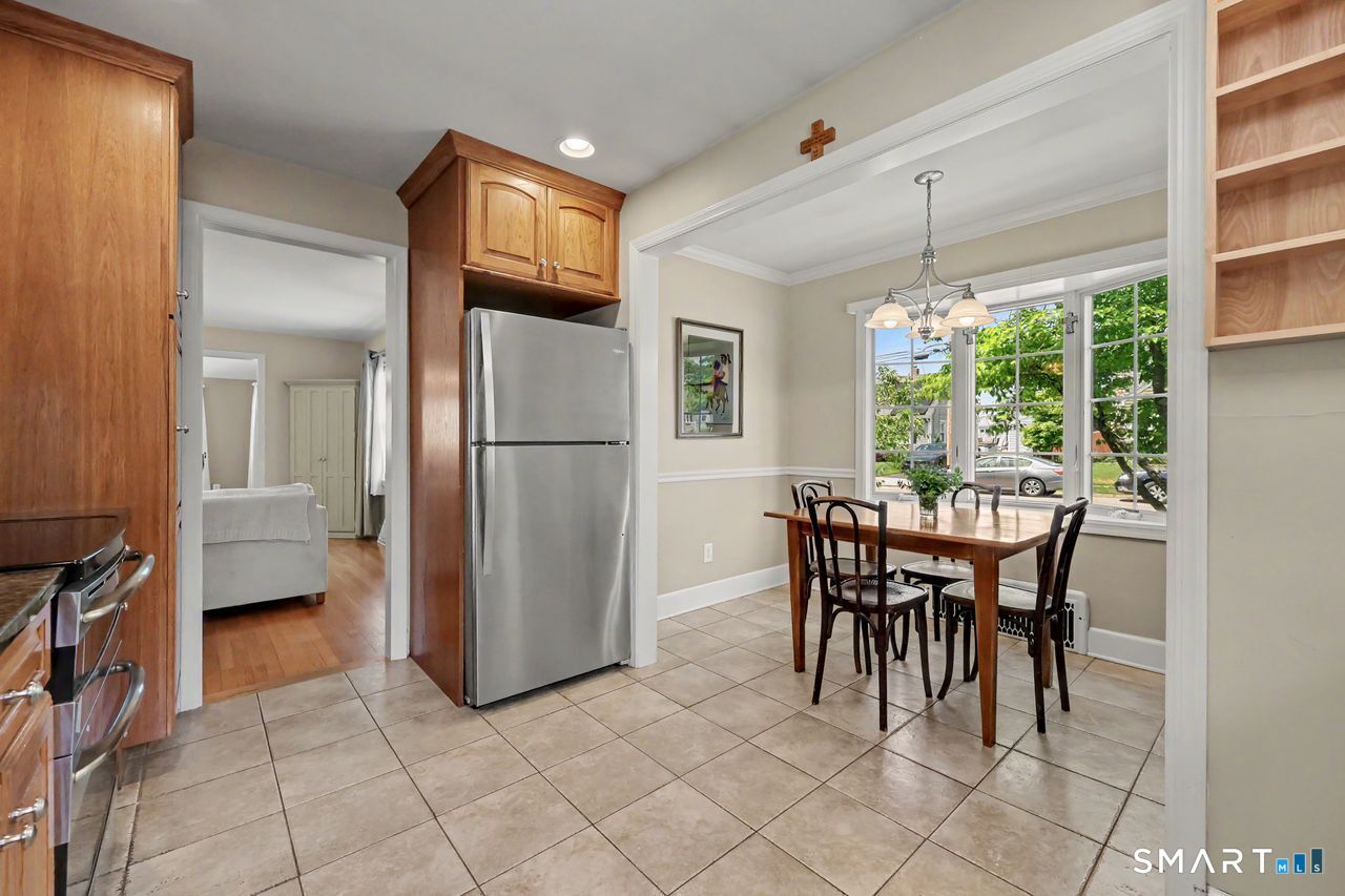 39 Austin Road Milford, CT 06460 - Photo 15 of 37