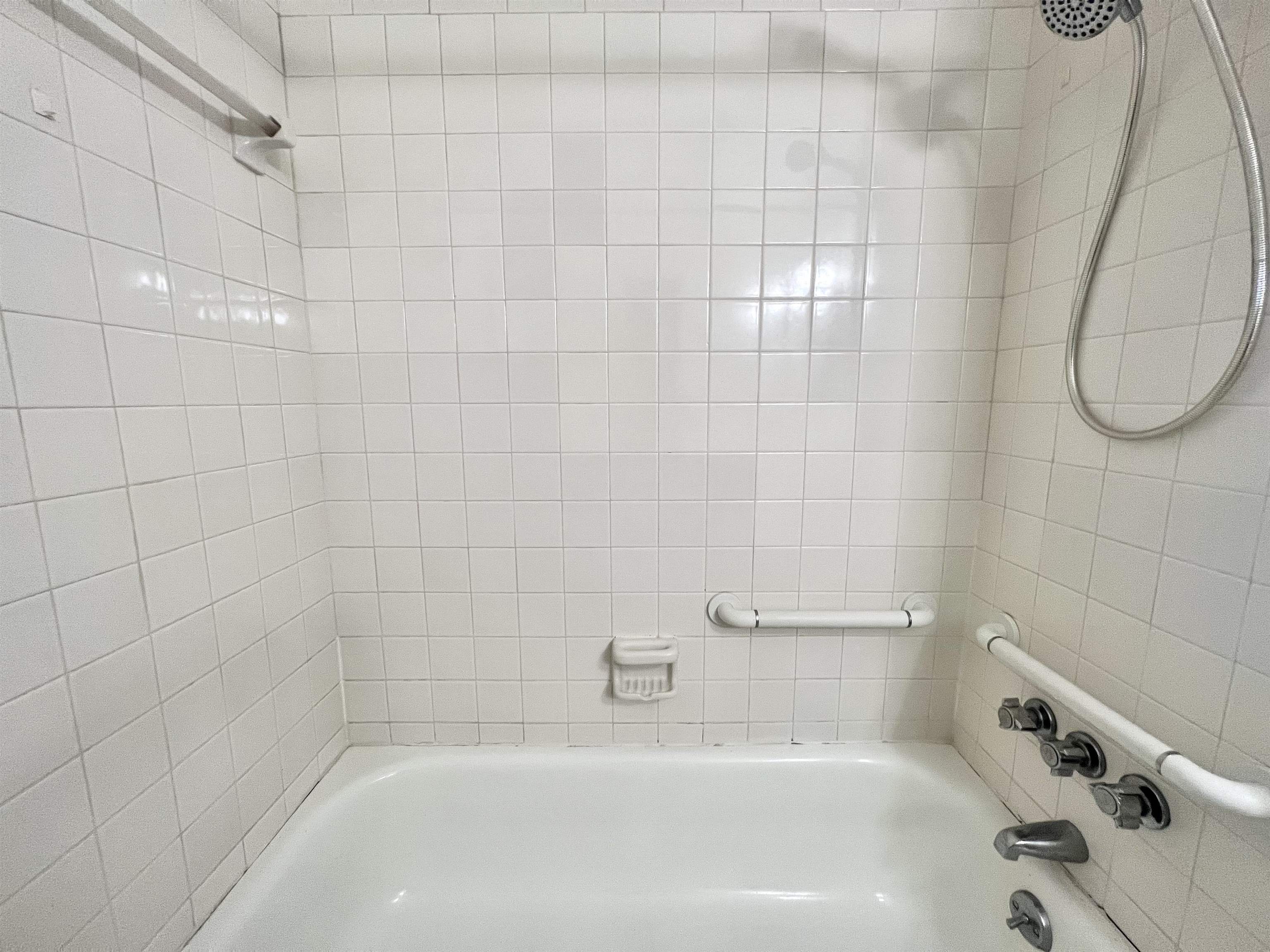 1384 Woodston Road Memphis, TN 38117 - Photo 16 of 26