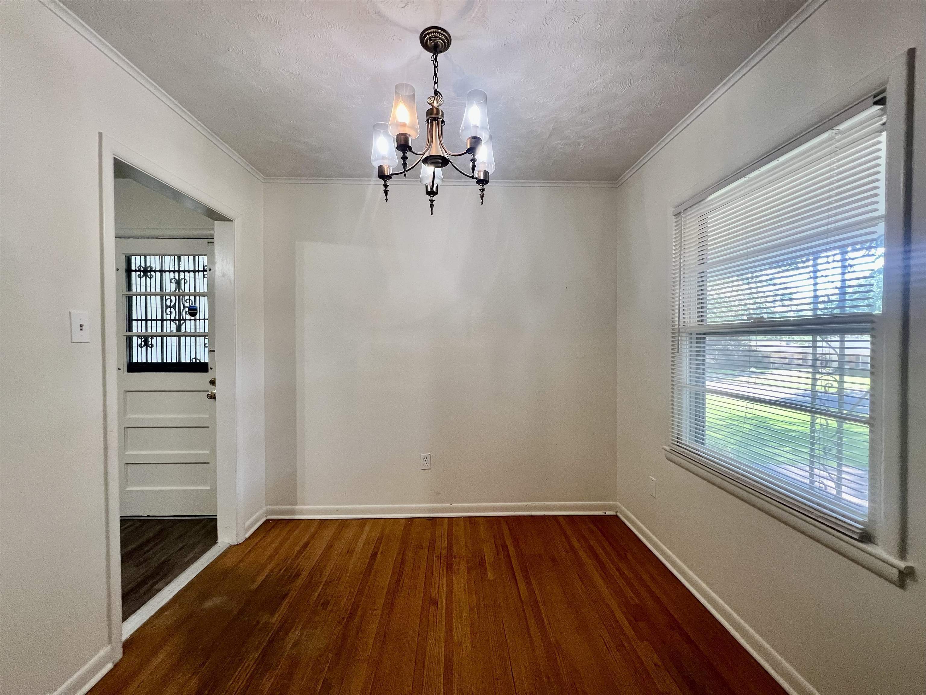 1384 Woodston Road Memphis, TN 38117 - Photo 5 of 26