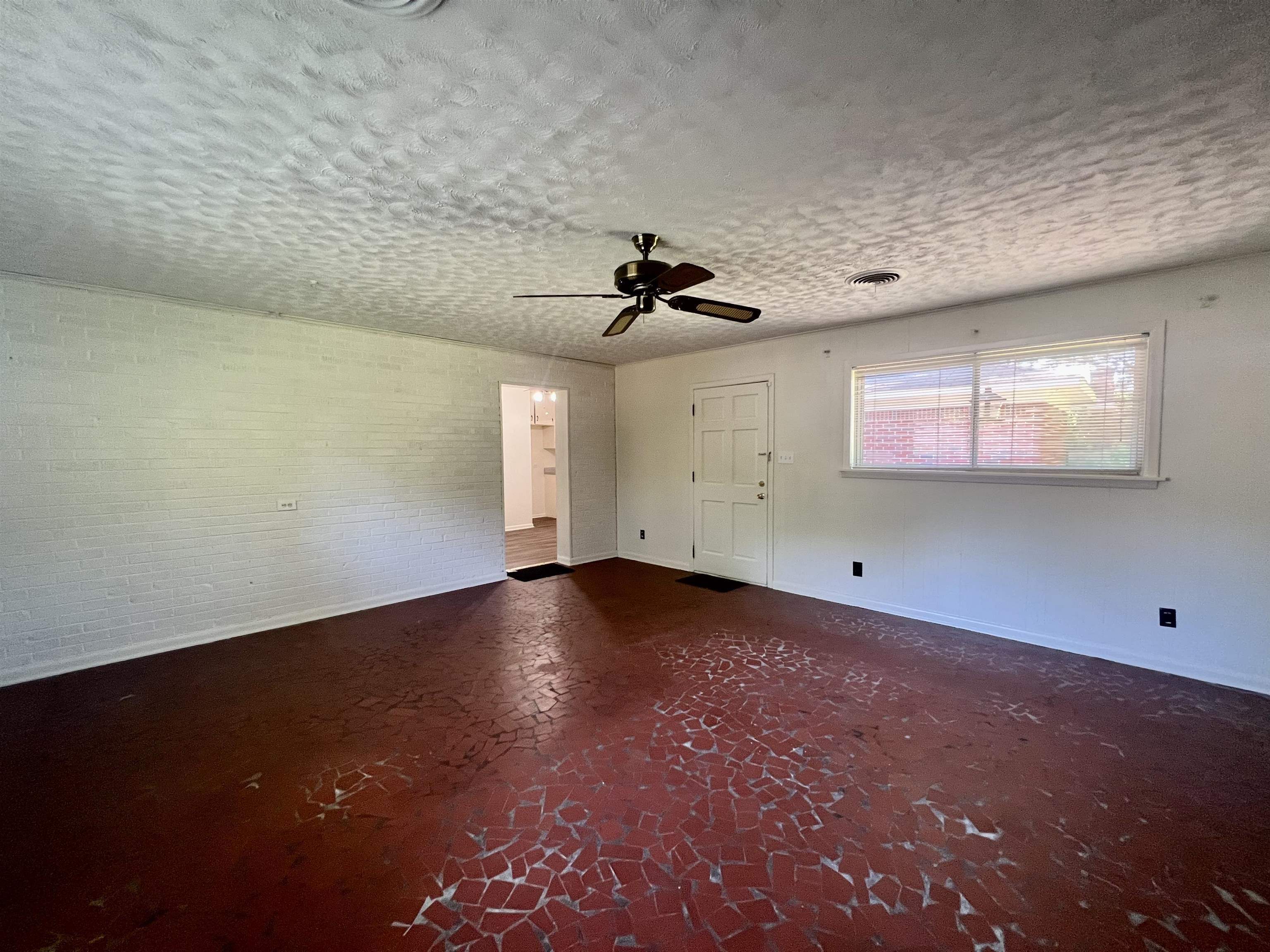 1384 Woodston Road Memphis, TN 38117 - Photo 7 of 26