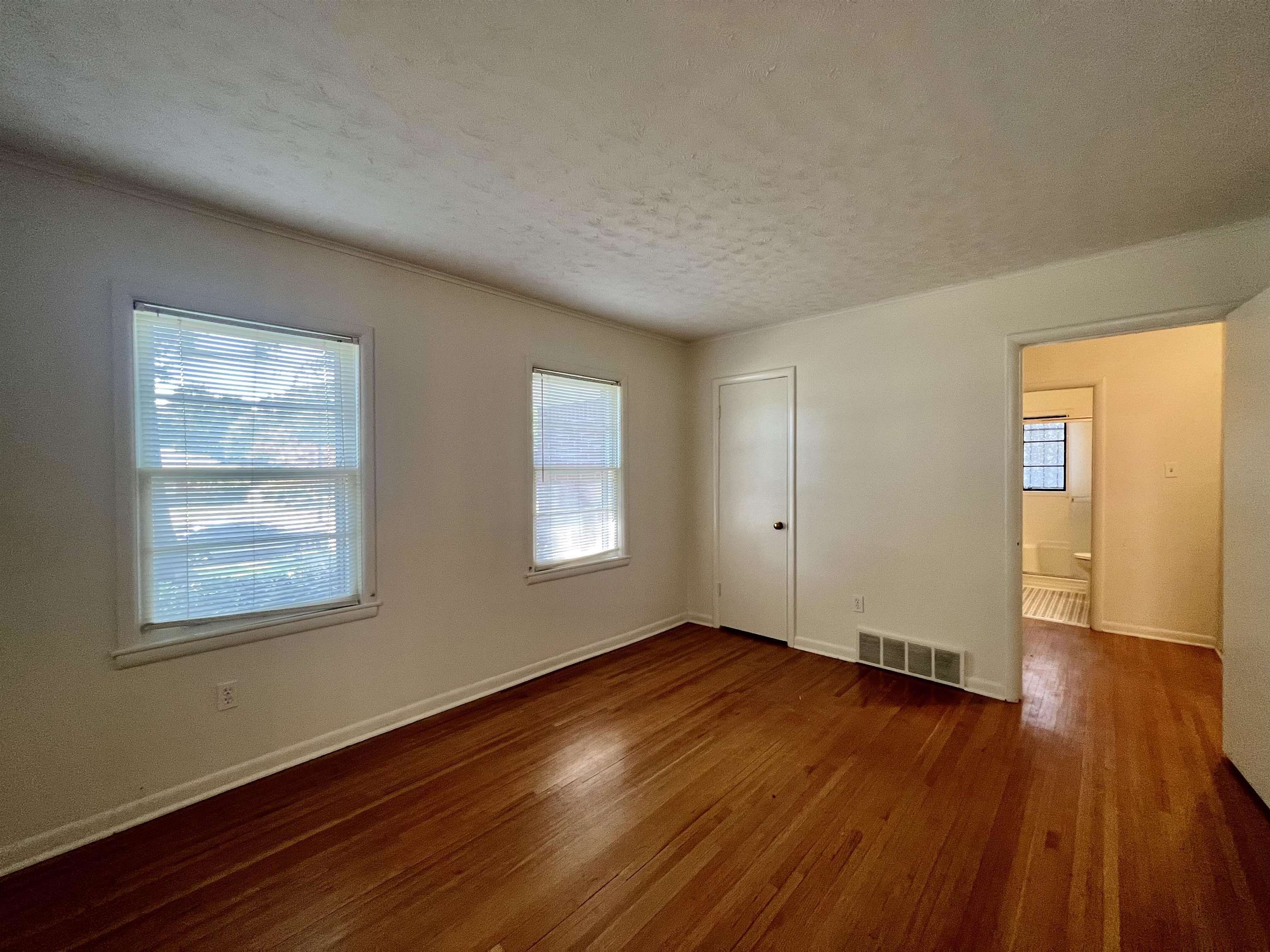 1384 Woodston Road Memphis, TN 38117 - Photo 10 of 26