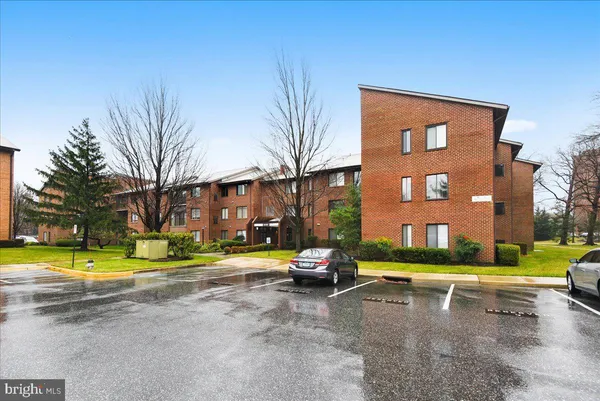 $269,000 | 15320 Pine Orchard Drive, Unit 831F, Silver Spring, MD 20906