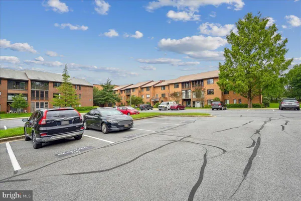 $269,000 | 15320 Pine Orchard Drive, Unit 831F, Silver Spring, MD 20906