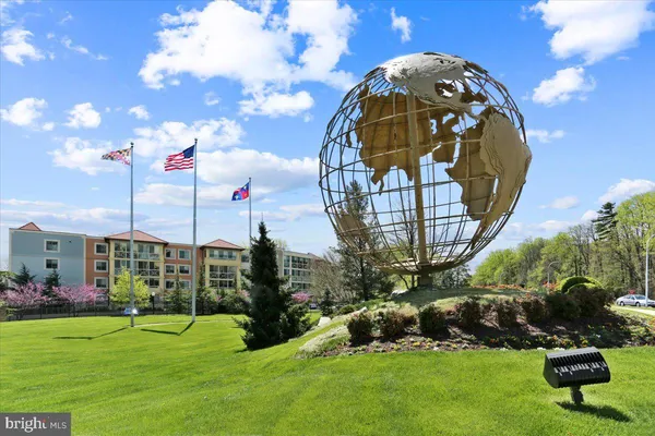 $269,000 | 15320 Pine Orchard Drive, Unit 831F, Silver Spring, MD 20906