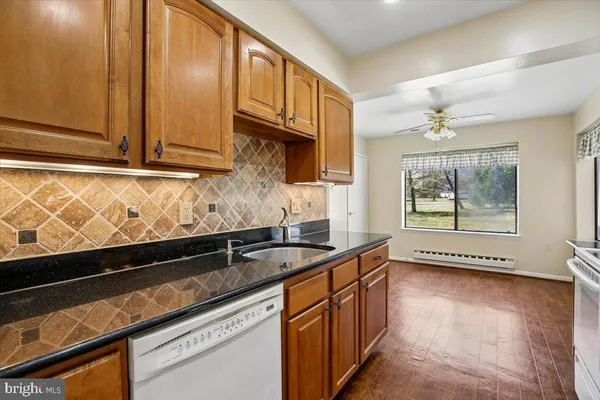 $269,000 | 15320 Pine Orchard Drive, Unit 831F, Silver Spring, MD 20906