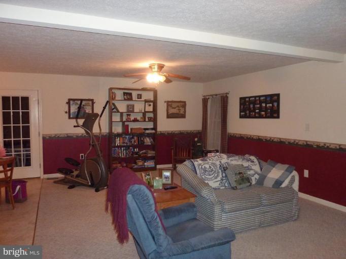 195 Gala Road Inwood, WV 25428 - Photo 4 of 9 Living Room #2