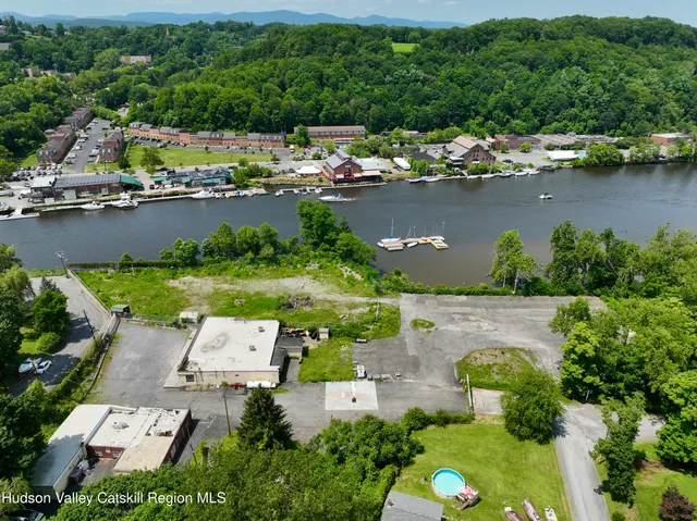 $5,000,000 | 15 North Broadway, Port Ewen, NY 12466