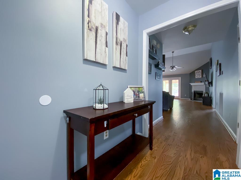 1073 Georgetown Lane Birmingham, AL 35217 - Photo 2 of 17