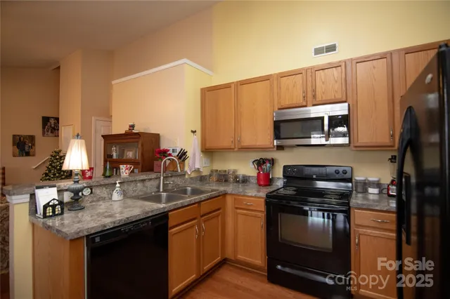 $335,000 | 2124 Clear Brook Drive, Kannapolis, NC 28083