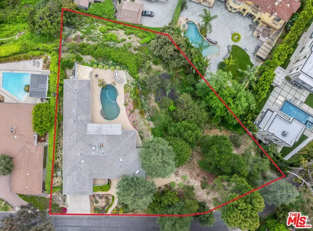 $2,999,000 | 15901 High Knoll Road, Encino, CA 91436