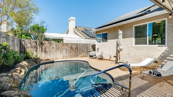 $689,900 | 778 Oak Brook Drive, Vacaville, CA 95687