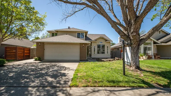 $689,900 | 778 Oak Brook Drive, Vacaville, CA 95687